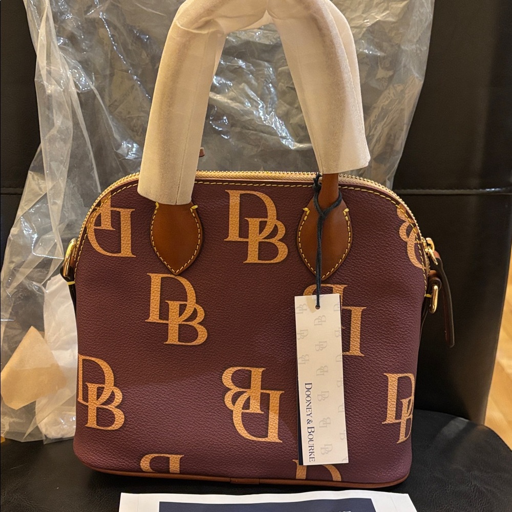 Dooney & Bourke Wine small domed satchel monogram - Picture 3 of 4